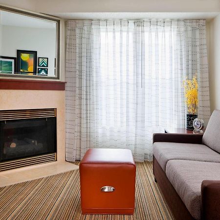Residence Inn By Marriott Houston The Woodlands/Lake Front Circle Ruang foto