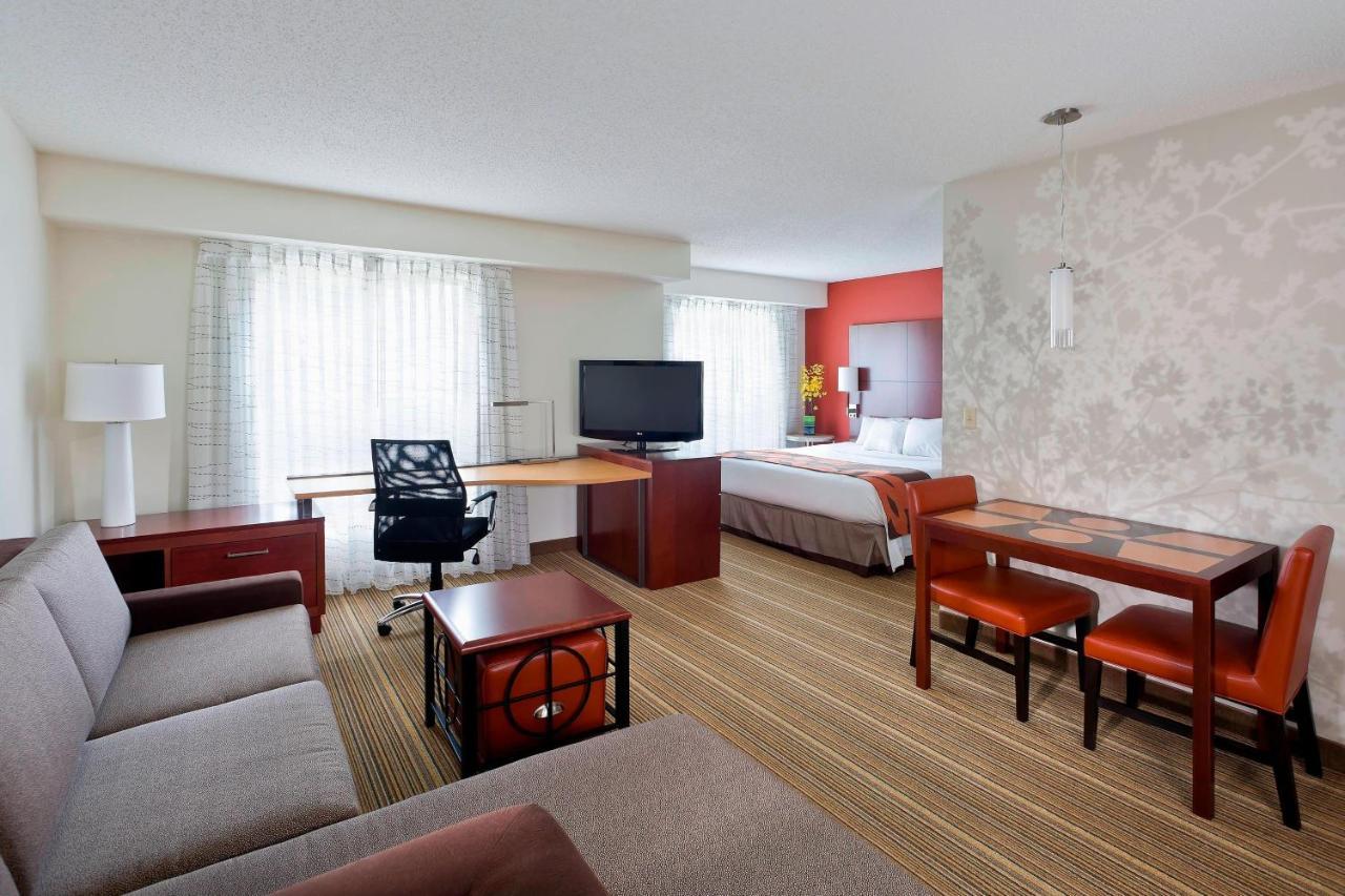 Residence Inn By Marriott Houston The Woodlands/Lake Front Circle Bagian luar foto