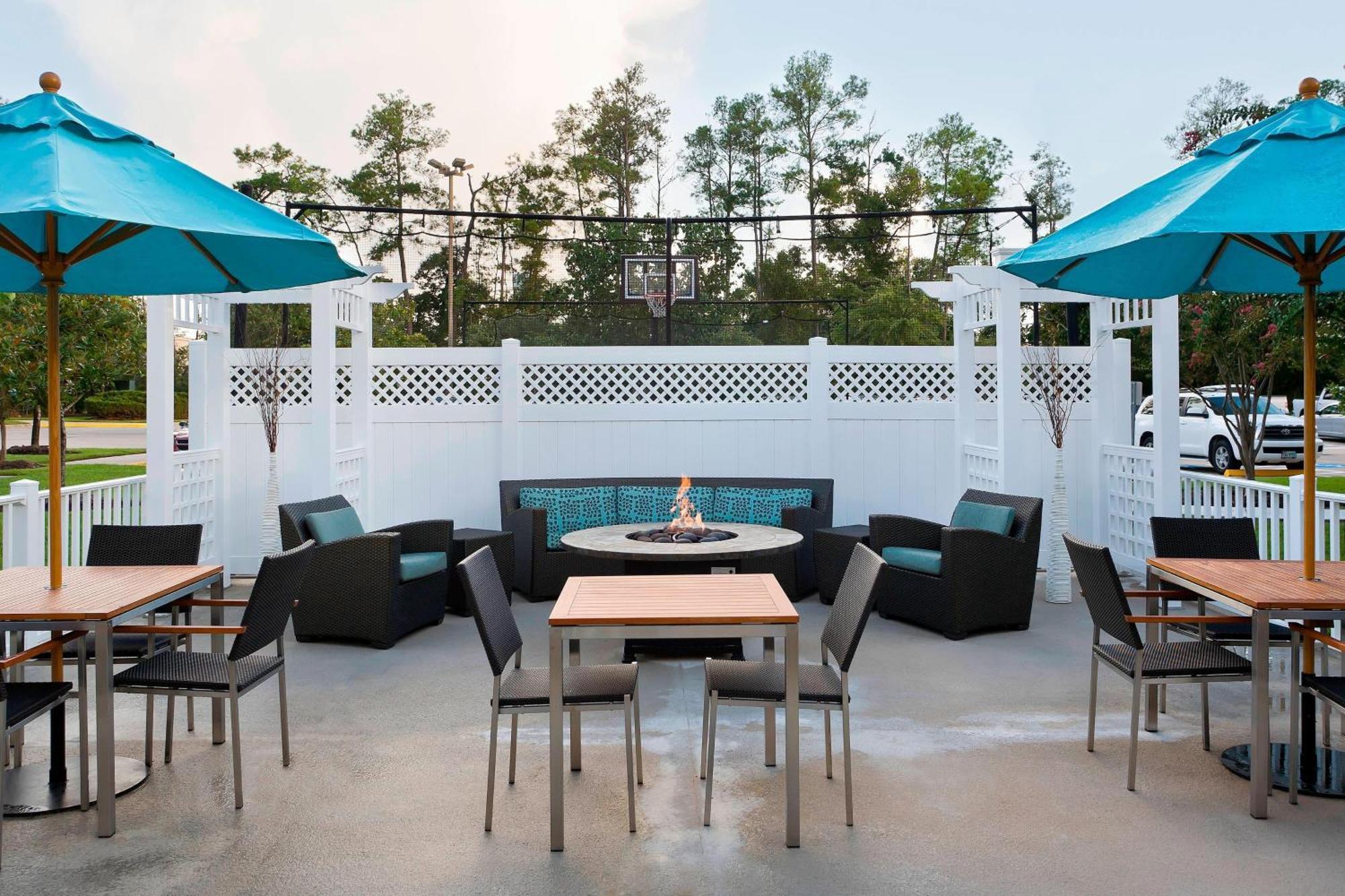 Residence Inn By Marriott Houston The Woodlands/Lake Front Circle Bagian luar foto